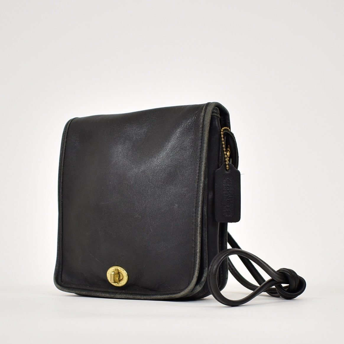 Vintage-Coach-Crossbody-Bag-