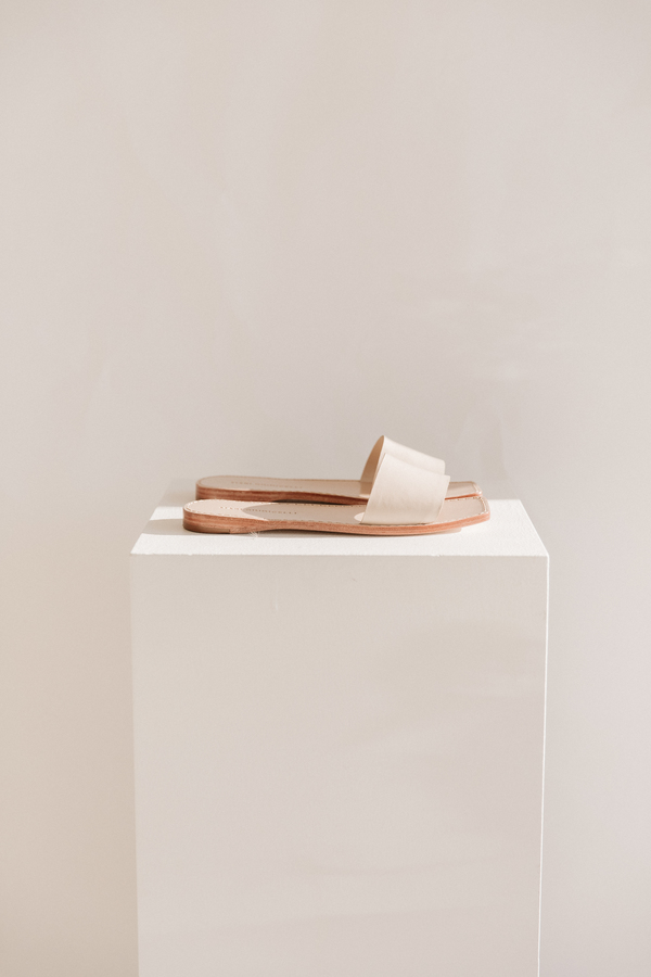 Mari Giudicelli Porto Sandal - Ivory Mari Giudicelli Porto Sandal - Ivory