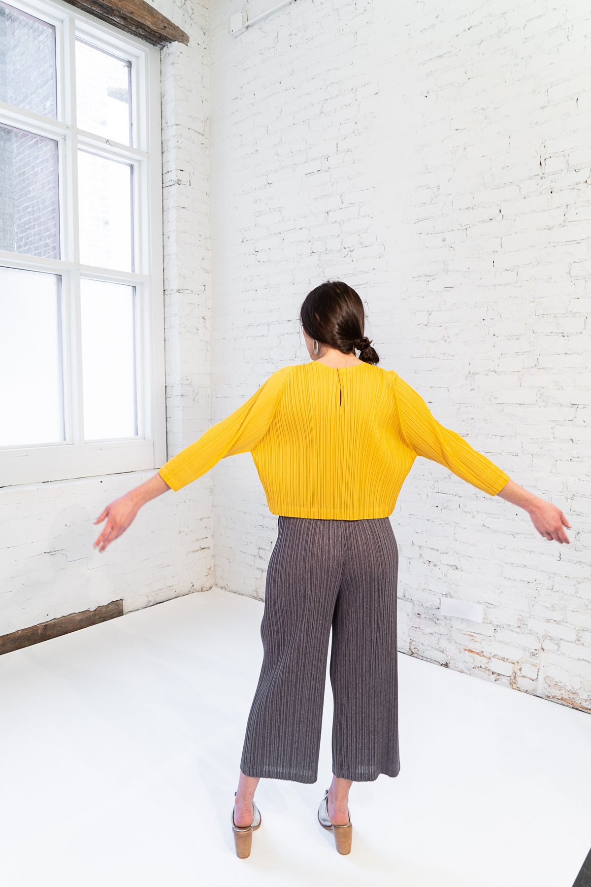Pleats Please Issey Miyake Ramie Pants - Gray | Garmentory