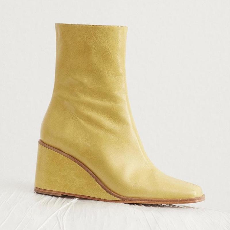 TOKYO BLACK WEDGE HEEL やめよ SHORT BOOTS YELLO
