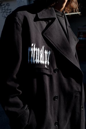 Yang Li Patch Iconic YL Trench Coat - black Yang Li Patch Iconic YL Trench Coat - black