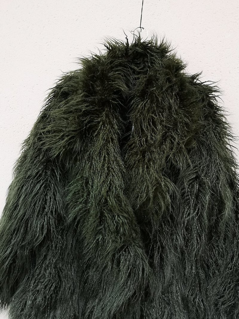 SAMPLE - COAT FAUX FUR SHAGGY - dark green
