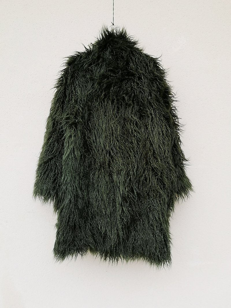 SAMPLE - COAT FAUX FUR SHAGGY - dark green