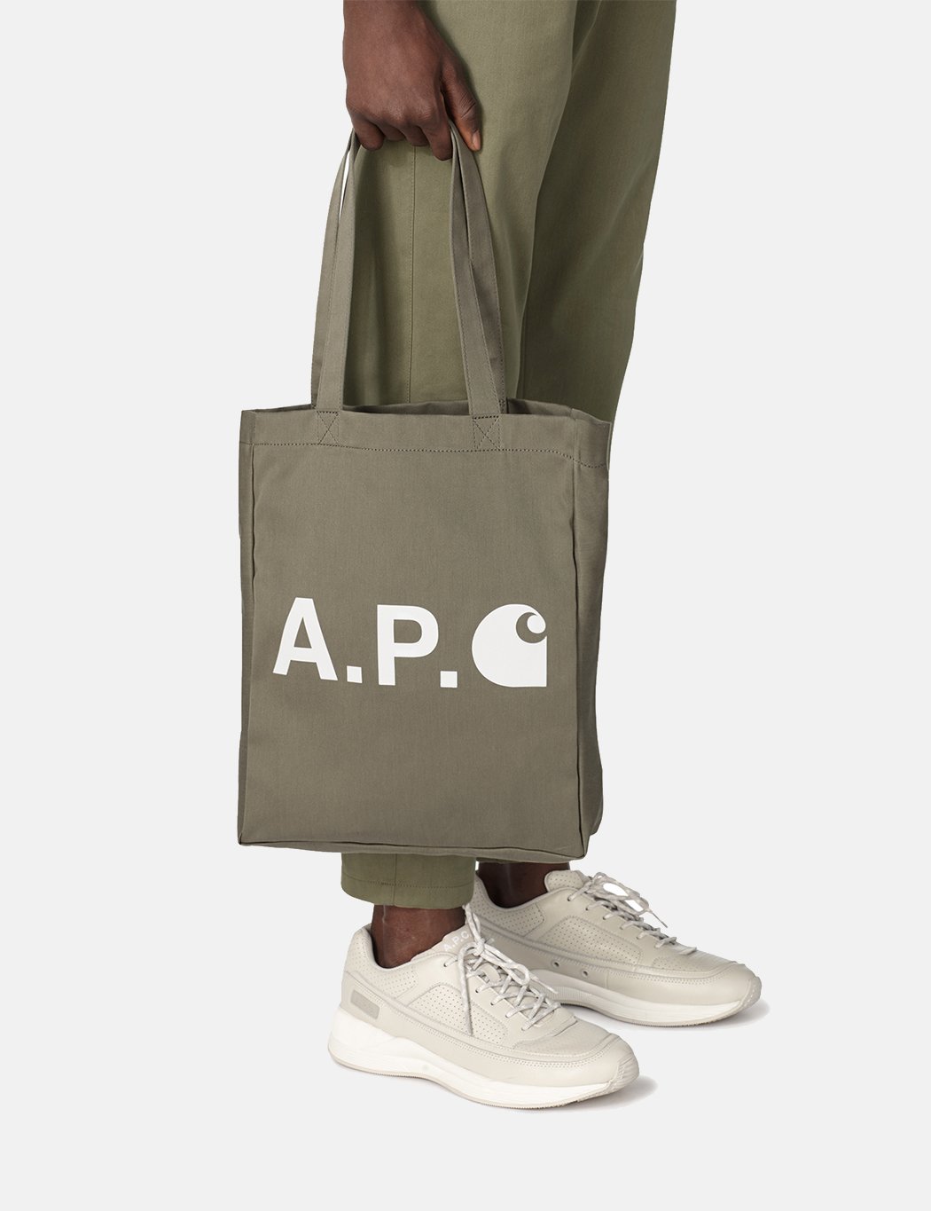 A.P.C. CARHARTT WIP トートバッグ オリーブ A.P.C. x Carhartt WIP Tote Bag - Khaki Green | Garmentory