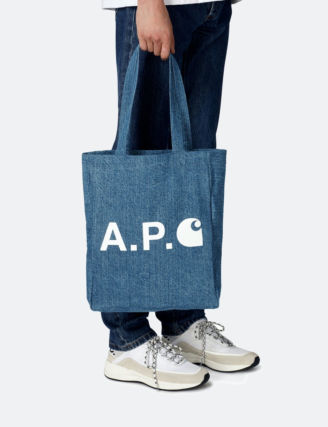 A.P.C. CARHARTT WIP トートバッグ ネイビー A.P.C. x Carhartt WIP Tote Bag - Washed Indigo | Garmentory