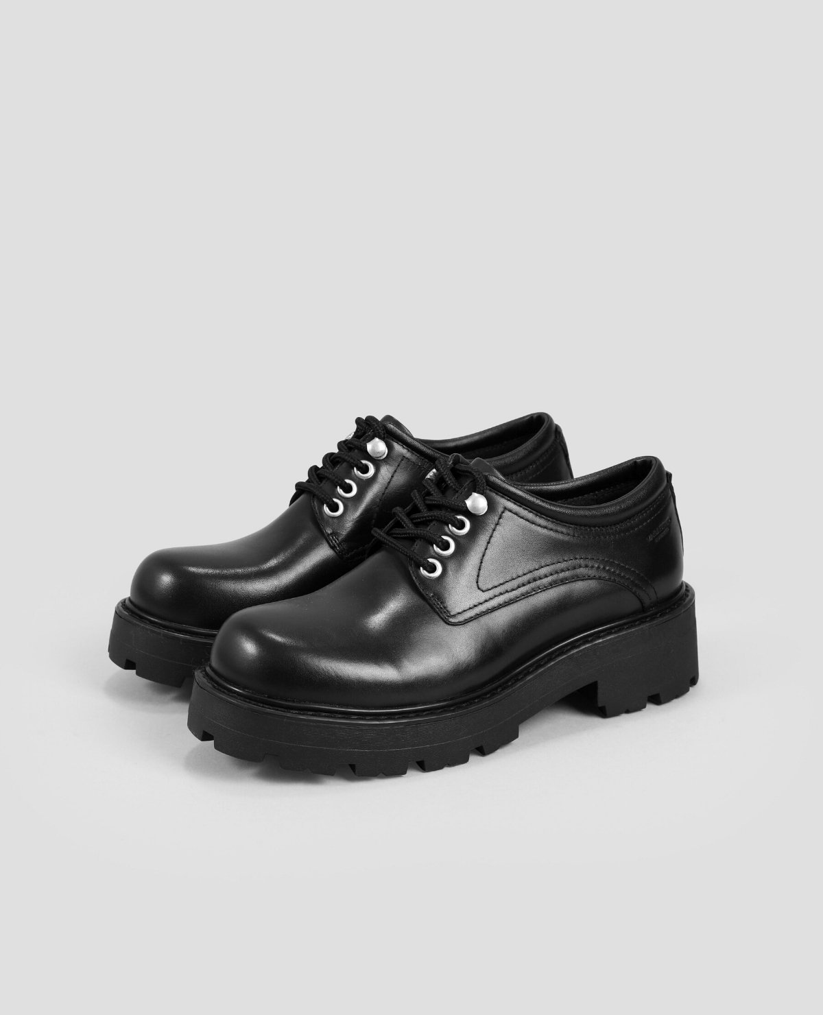 where are vagabond shoes made