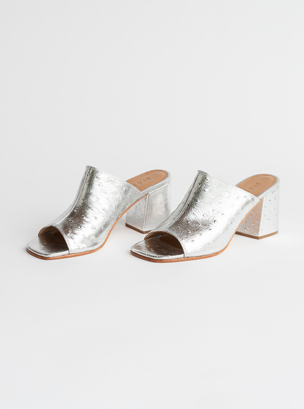 No.6 Dora Mule No.6 Dora Mule