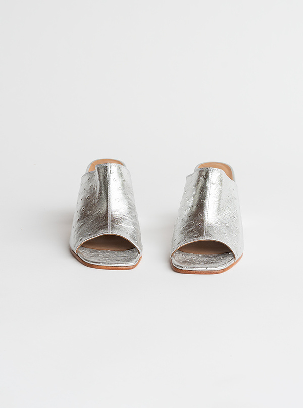 No.6 Dora Mule No.6 Dora Mule