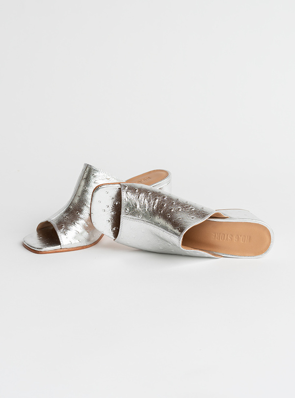 No.6 Dora Mule No.6 Dora Mule