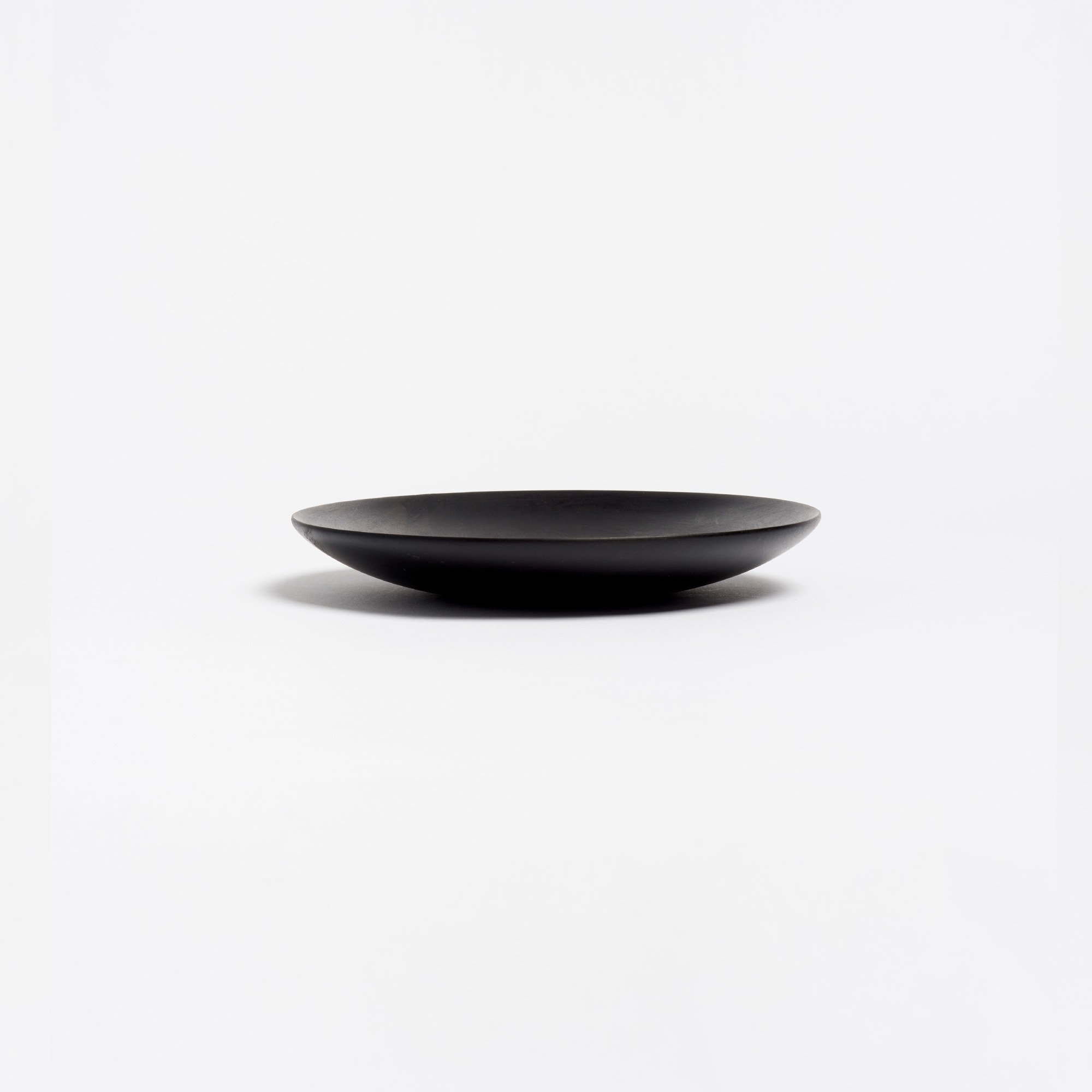 CLEMENTINE'S Shallow Bowl Small black Garmentory