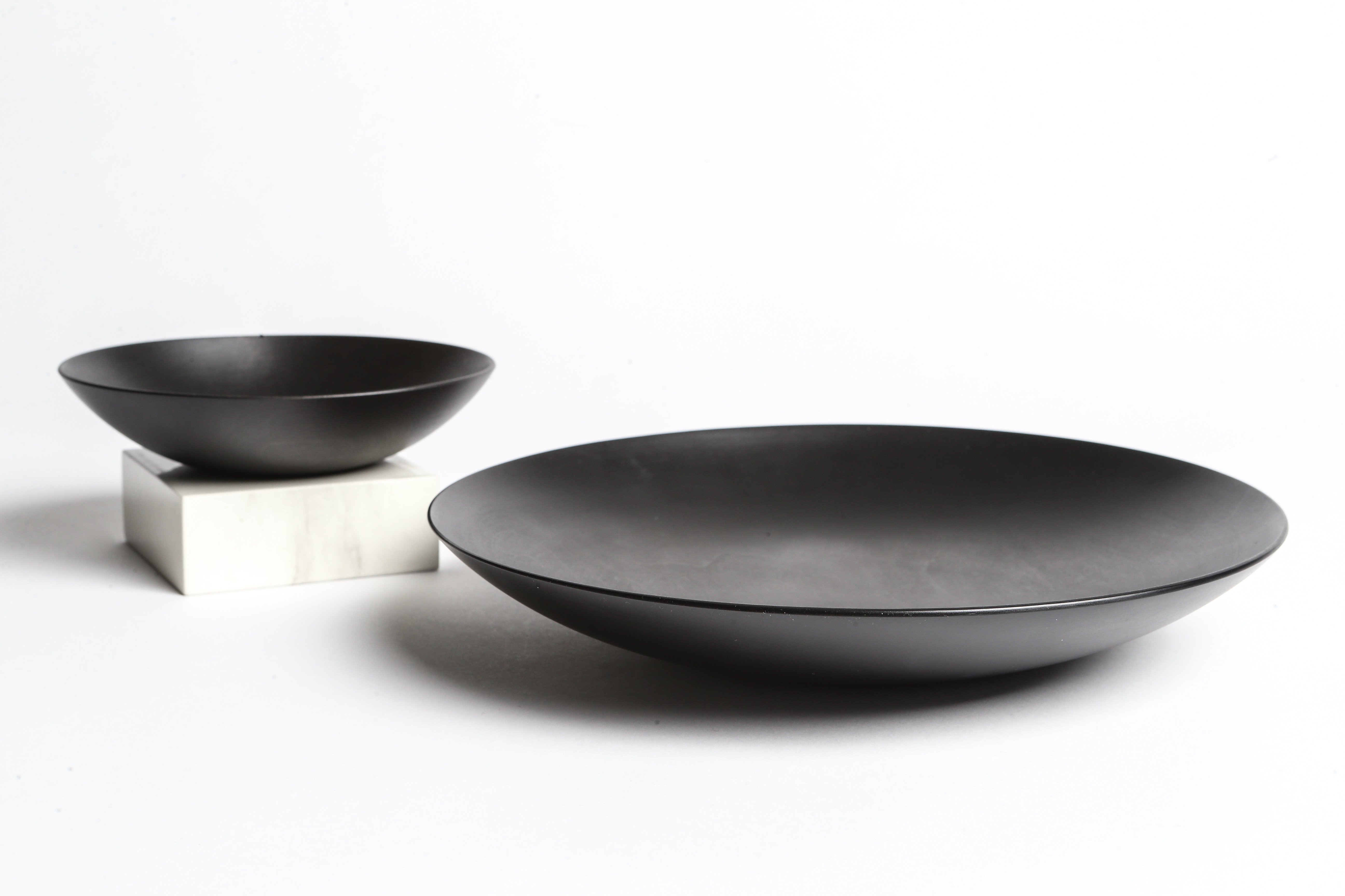 CLEMENTINE'S Shallow Bowl Small black Garmentory