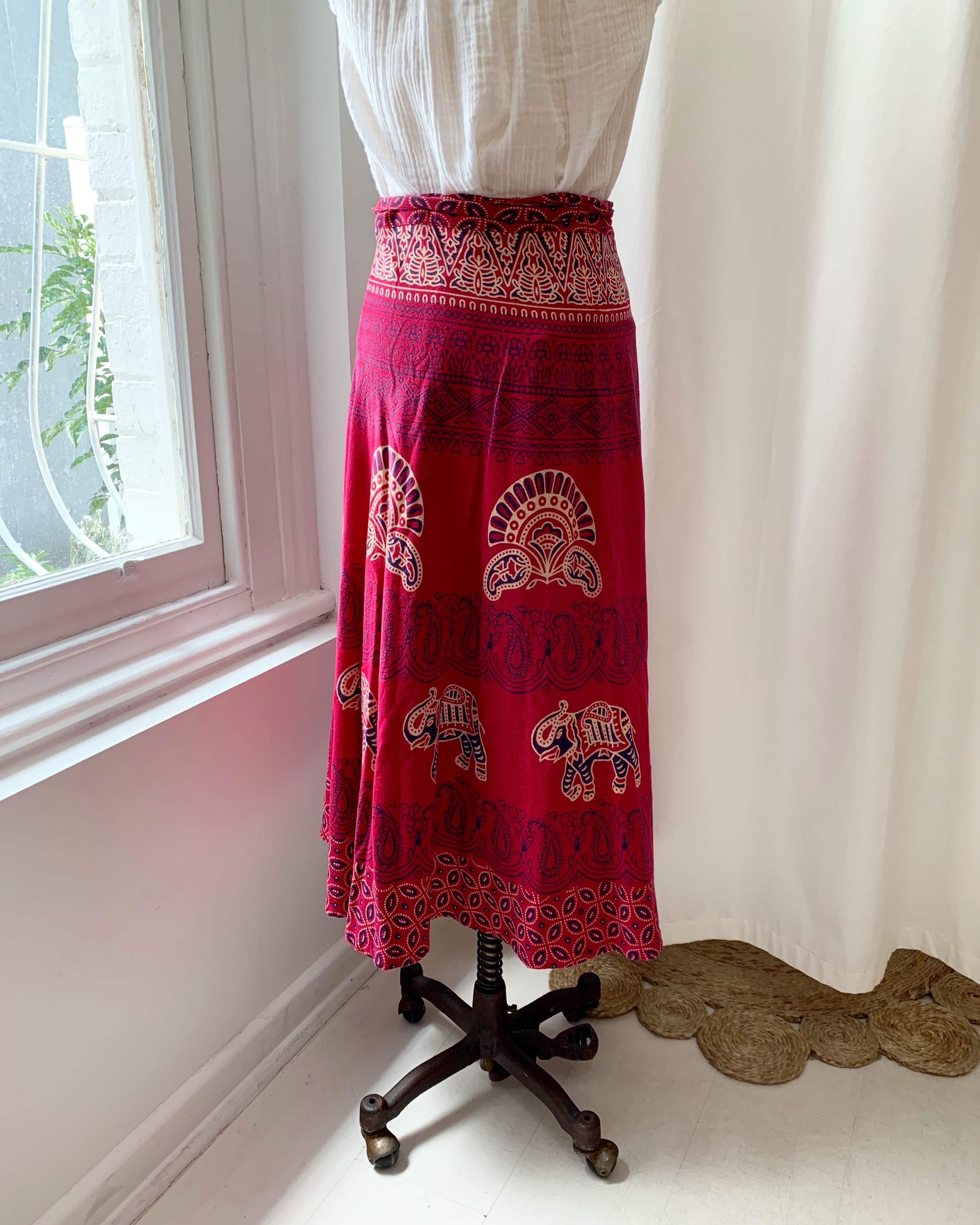 90's Silk Magenta Column Skirt main image 0