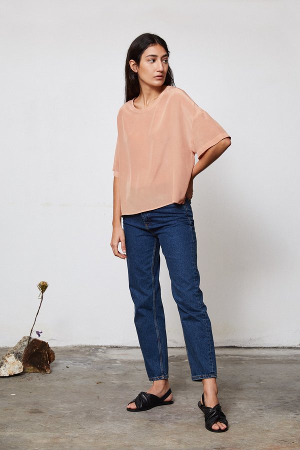 HAND DYED SILK T TOP - AVOCADO HAND DYED SILK T TOP - AVOCADO