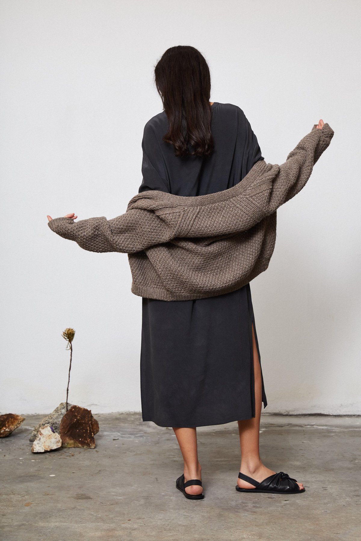 Ound Hand Knitted Sauco Wool Cardigan - Cub - Image 3 of 4