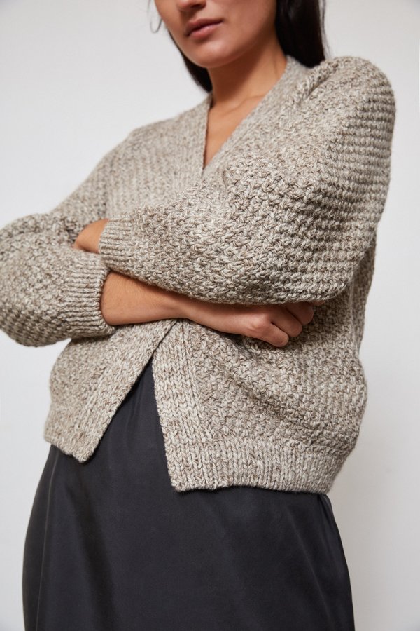 OUND HAND KNITTED WOOL CARDIGAN - STONE OUND HAND KNITTED WOOL CARDIGAN - STONE