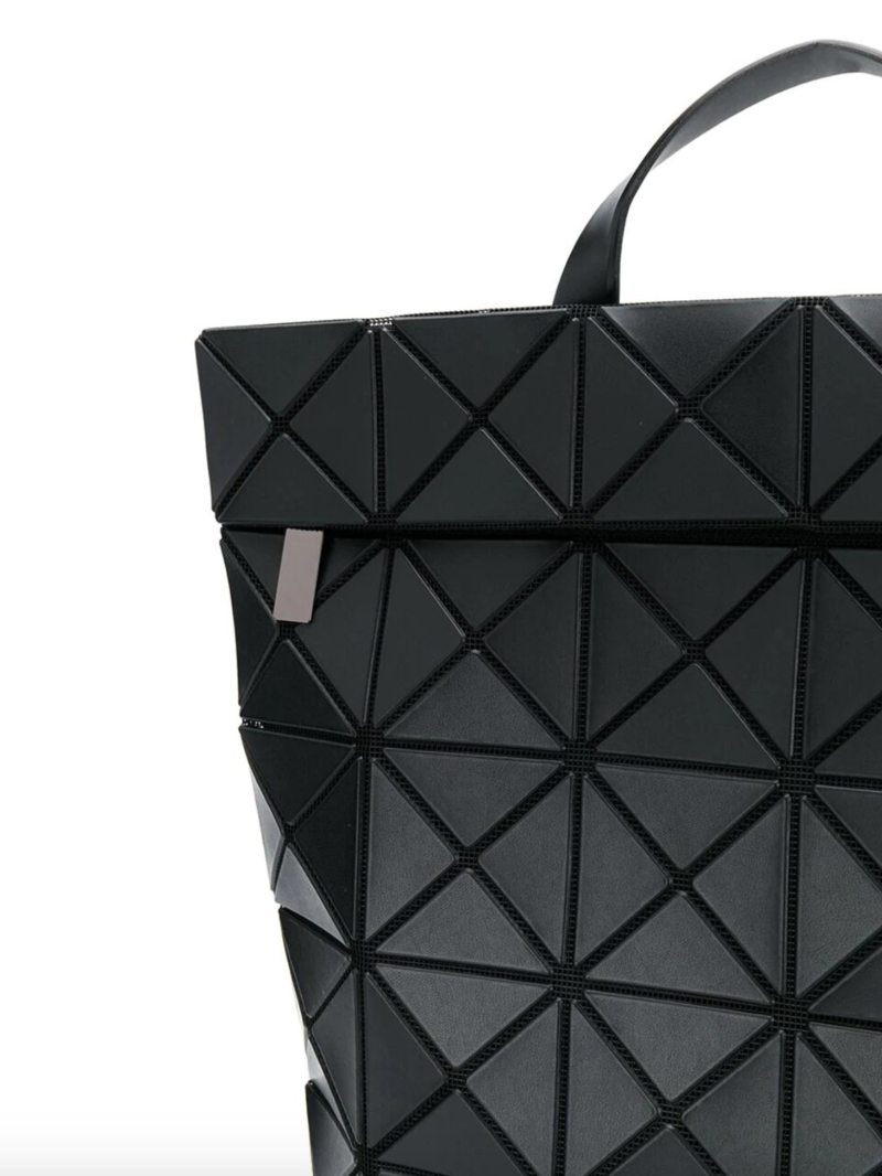 未使用 /BAO BAO /WRING FLAT BACKPACK /BLACK 未使用 /BAO BAO /WRING FLAT BACKPACK /BLACK - メルカリ