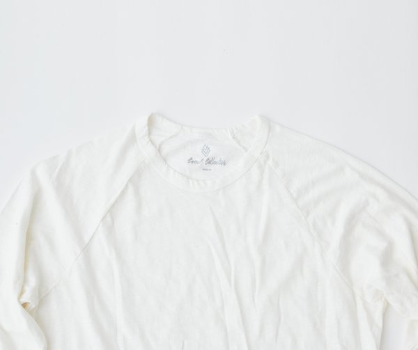 Crow Collective The Wayfarer tee - Linen Crow Collective The Wayfarer tee - Linen