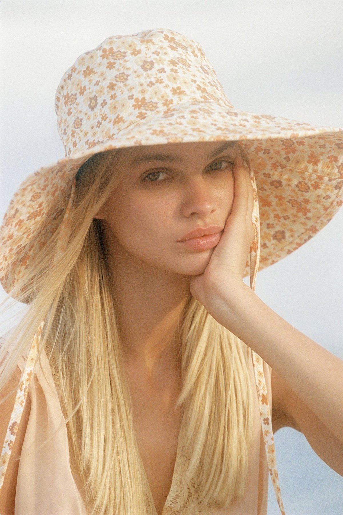 Lack Of Color Cotton Peach Bloom Floral Holiday Bucket Hat 