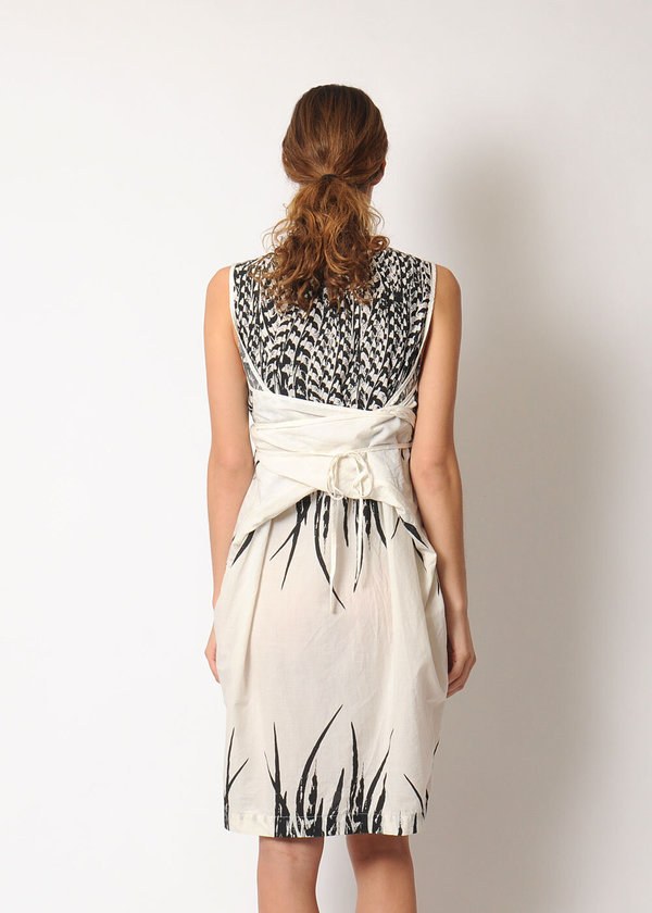 Uzi NYC Oxford Feather Dress - white Uzi NYC Oxford Feather Dress - white