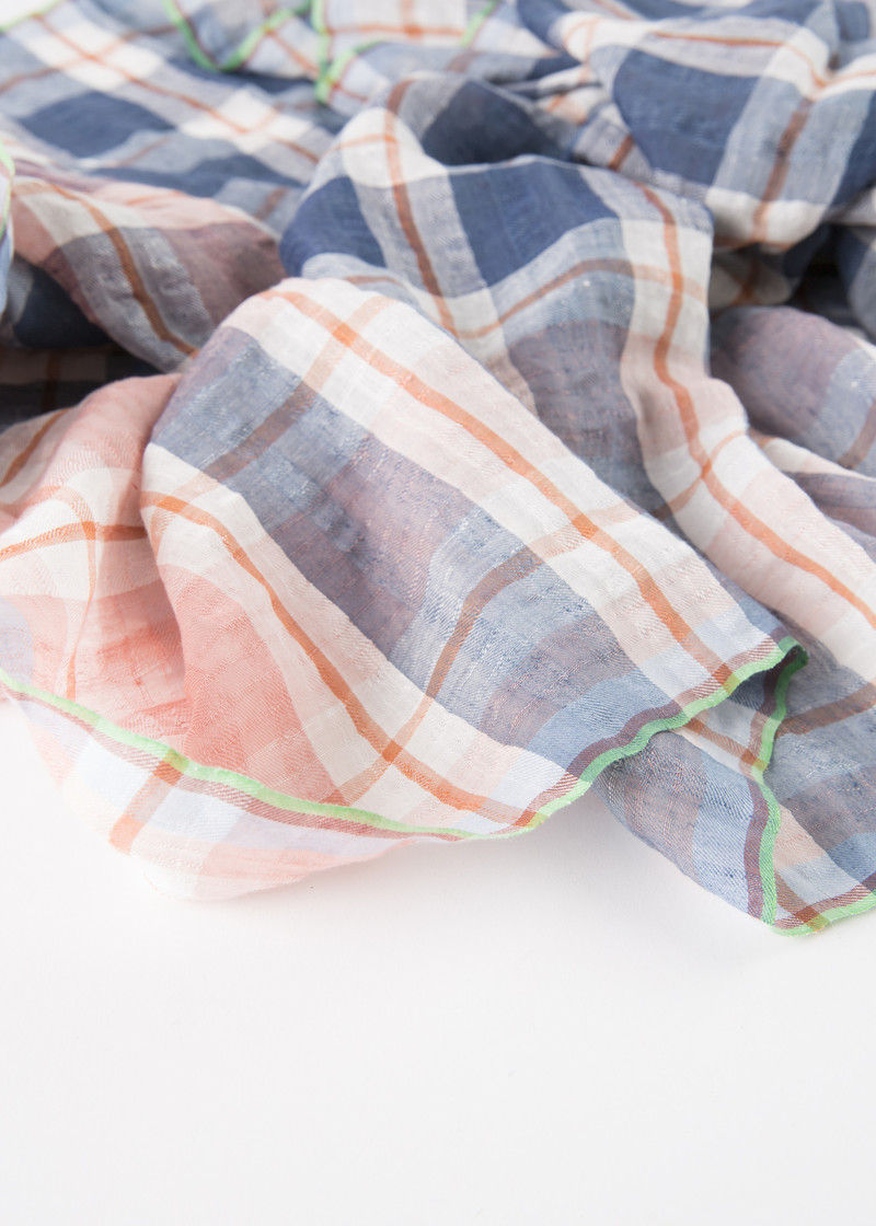 Epice Checker Plaid Scarf