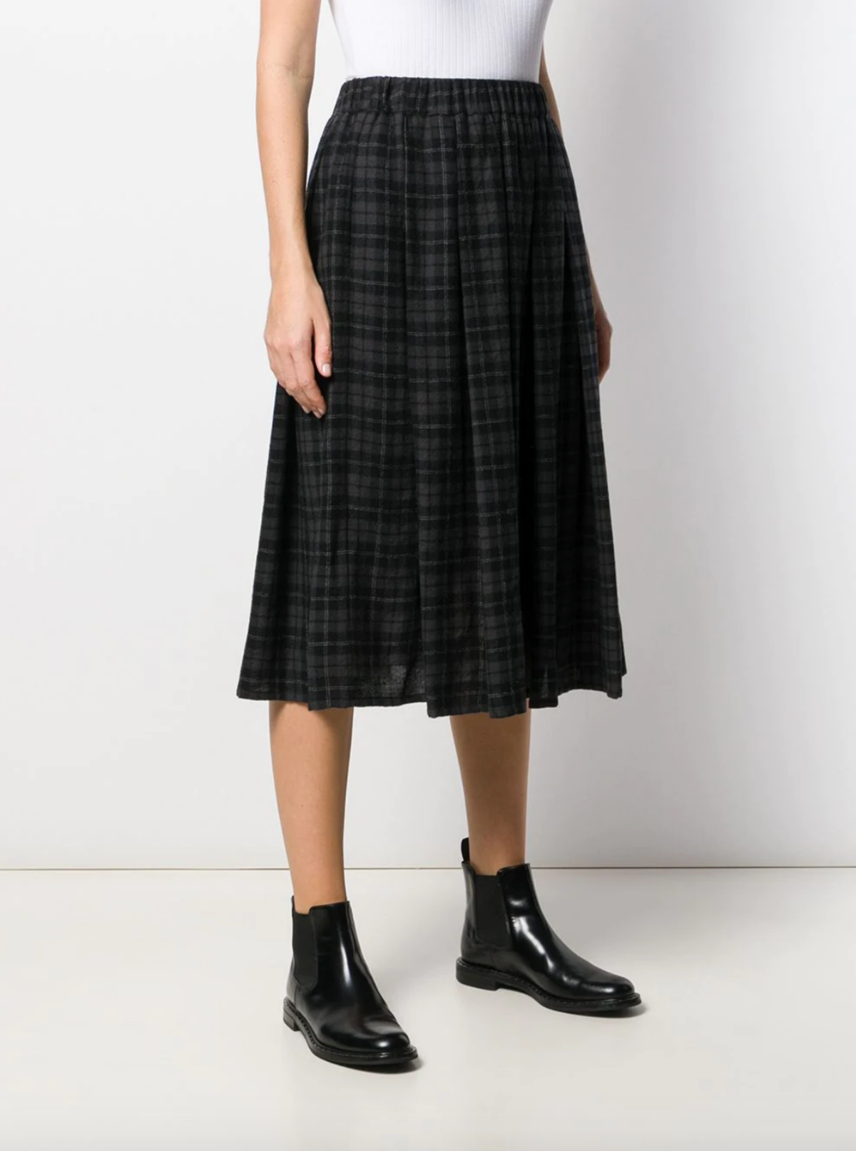 a punto b wool pleated plaid skirt with pockets - Image 1 of 3