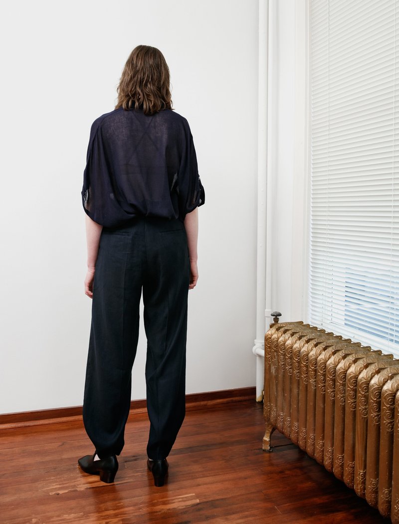 Ys by Yohji Yamamoto Rounded Hem Linen Trousers - Navy Ys by Yohji Yamamoto Rounded Hem Linen Trousers - Navy