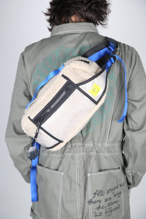 【BRAIN DEAD】 RUSH HOUR FANNY PACK : BLUE Rush Hour Bags for FW22 – Brain Dead