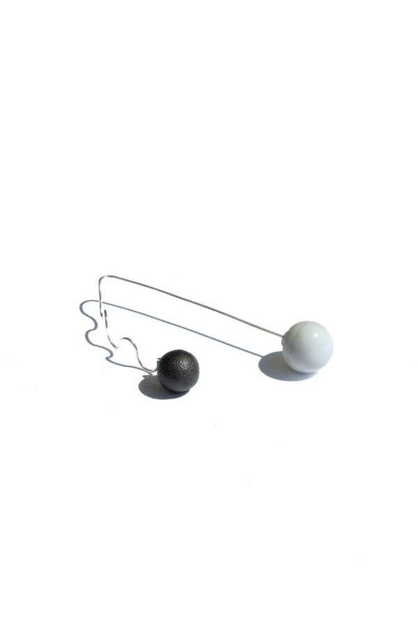 Jujumade Wave Earrings - White/Black Jujumade Wave Earrings - White/Black
