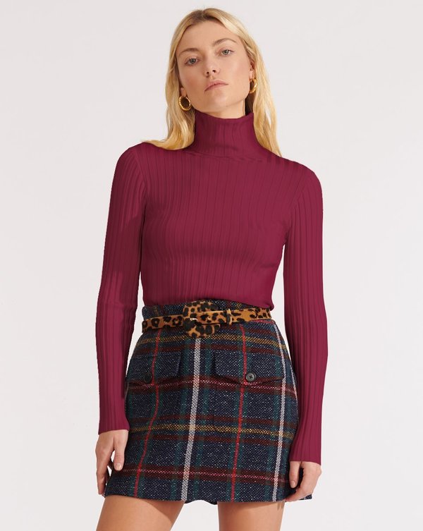 berry turtleneck