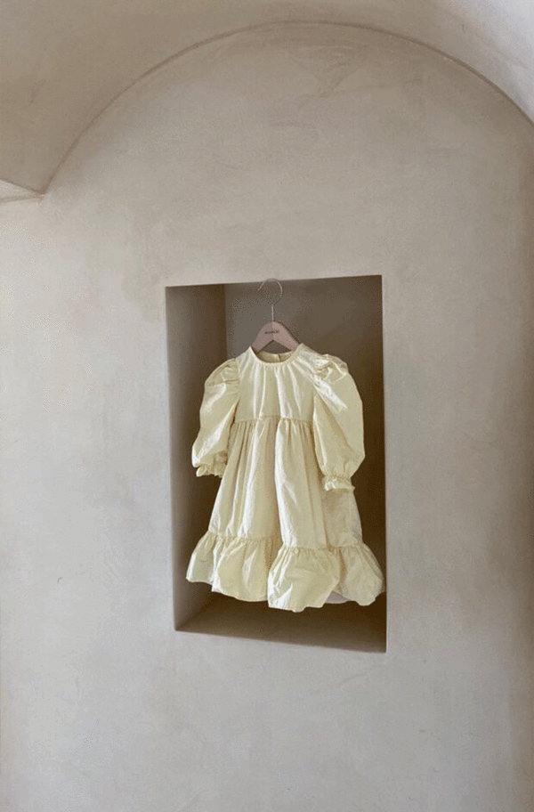 KIDS MONBÉBÉ ROCOCO DRESS - LEMON KIDS MONBÉBÉ ROCOCO DRESS - LEMON