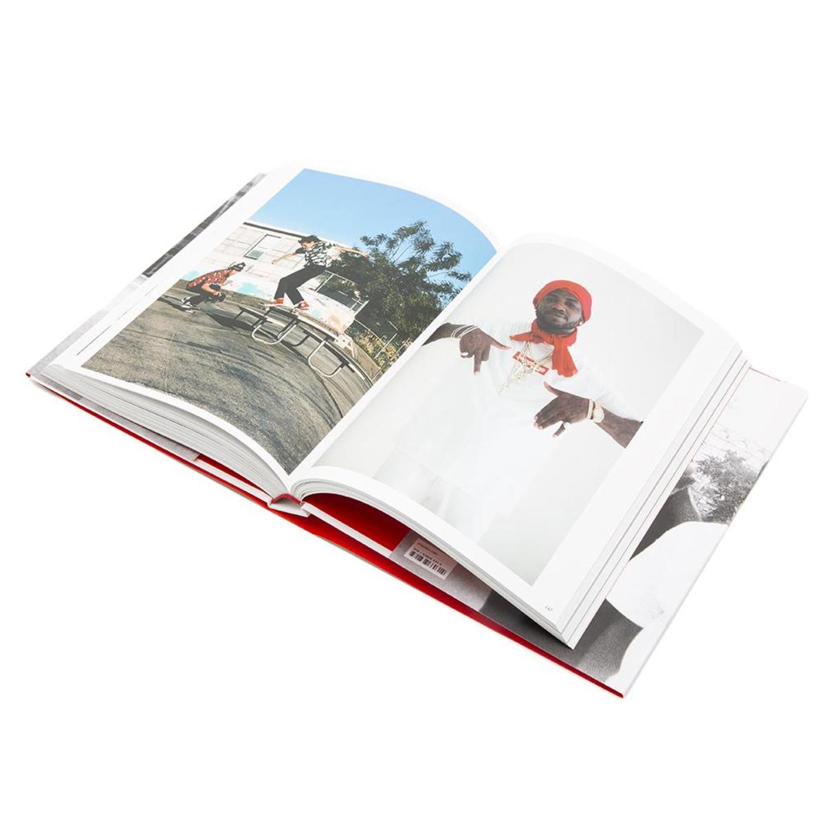 Supreme - supreme book2 zine 2冊セット supreme book2 zine 2冊セット