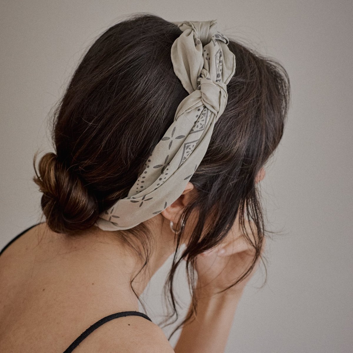 Ozma 1930's Bandana - Lichen - Image 2 of 3