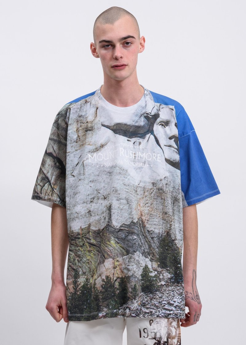 ダブレット doublet FACE OUT TOURIST T-SHIRT Doublet Rushmore Faceout Tourist T-Shirt - Multi | Garmentory