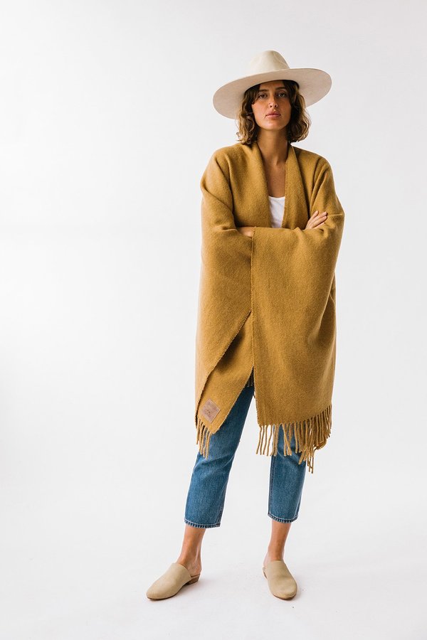 Pampa Poncho - Turmeric Pampa Poncho - Turmeric