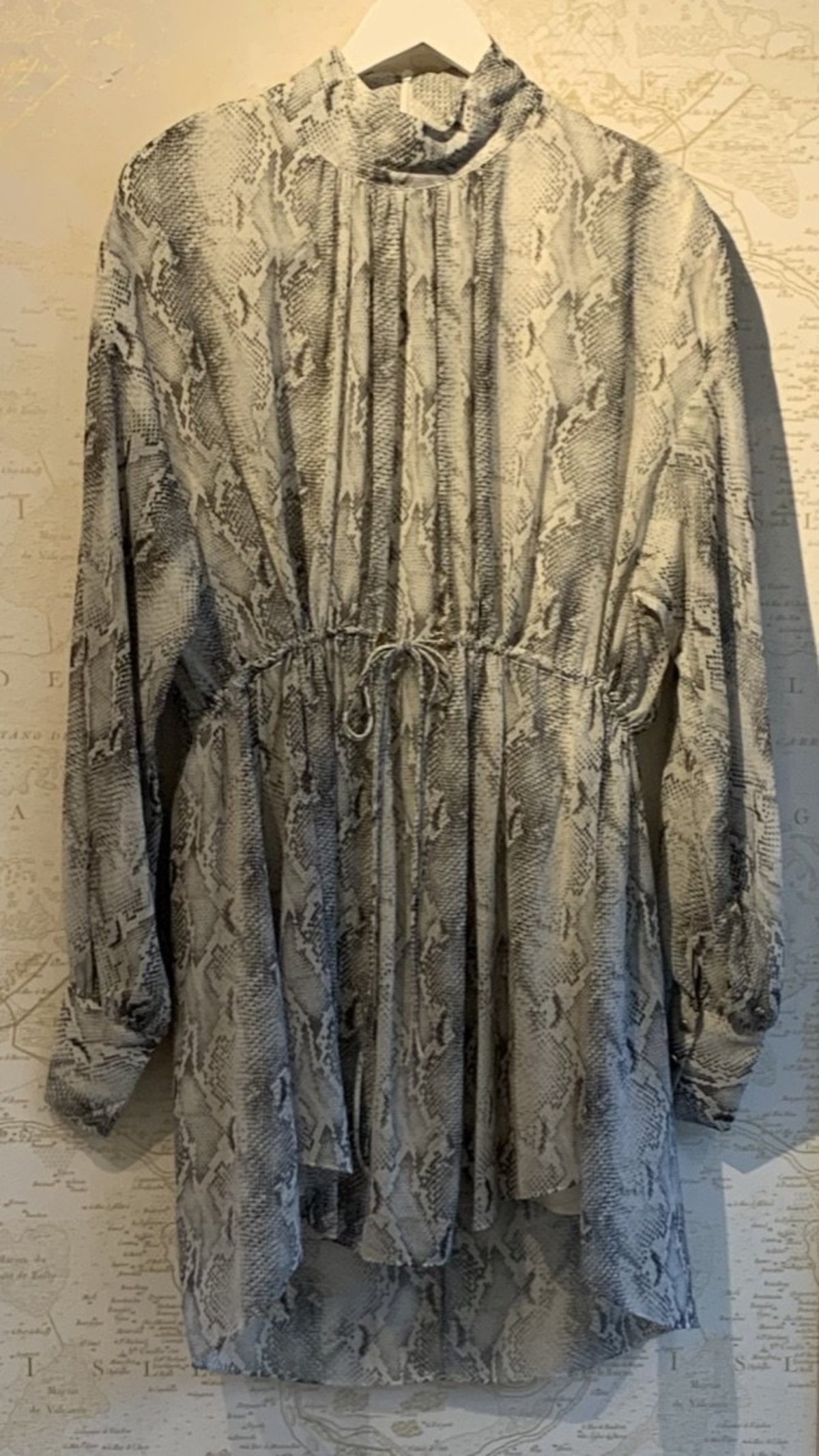 Camilla and Marc Riley Dress - Ivory/Dark Sage - Image 2 of 4