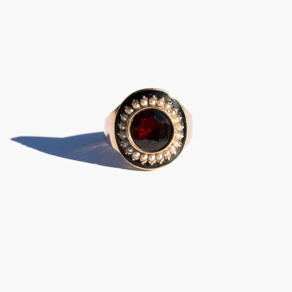 Kindred Black The Marlowe Ring - 14k peach gold Kindred Black The Marlowe Ring - 14k peach gold