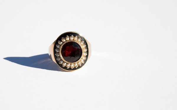 Kindred Black The Marlowe Ring - 14k peach gold Kindred Black The Marlowe Ring - 14k peach gold