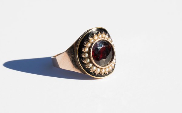 Kindred Black The Marlowe Ring - 14k peach gold Kindred Black The Marlowe Ring - 14k peach gold