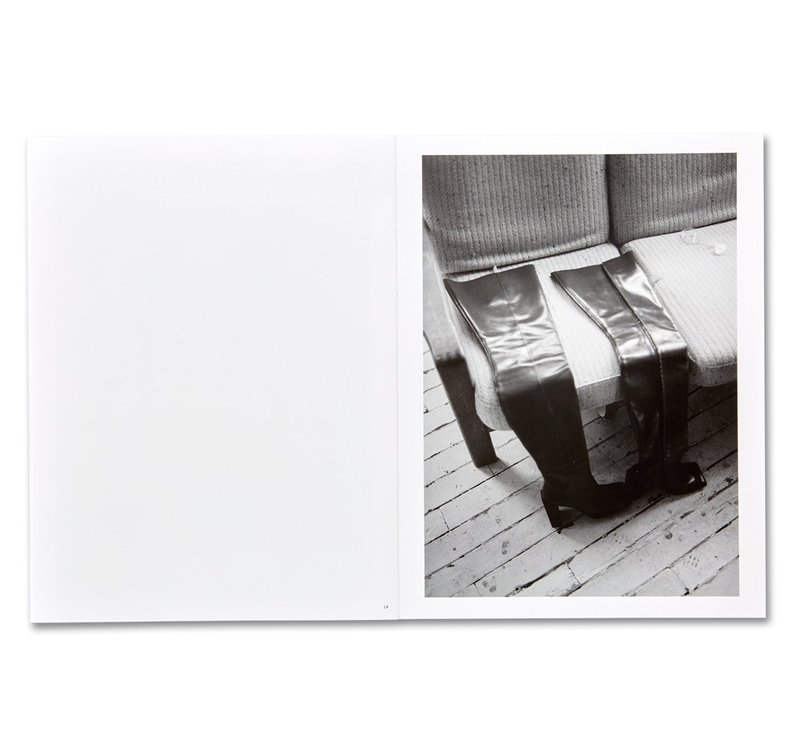 Talia Chetrit タリア・チェトリット『Showcaller』MACK TALIA CHETRIT Showcaller Photobook mack uk 2019 rare fashion