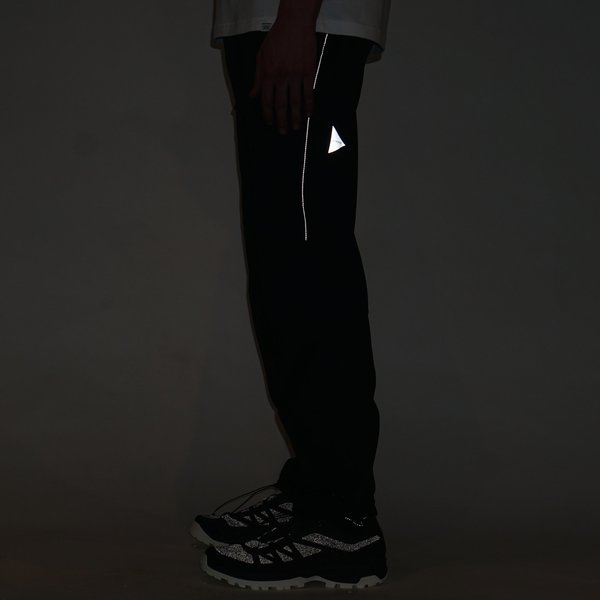 and wander Air Hold Pants - Black 