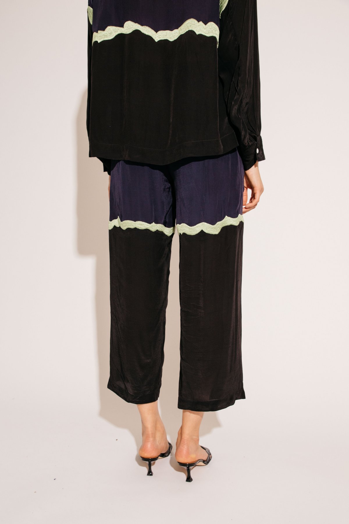 Nikki Chasin PATCH PANT - NAVY/BLACK - Image 4 of 5