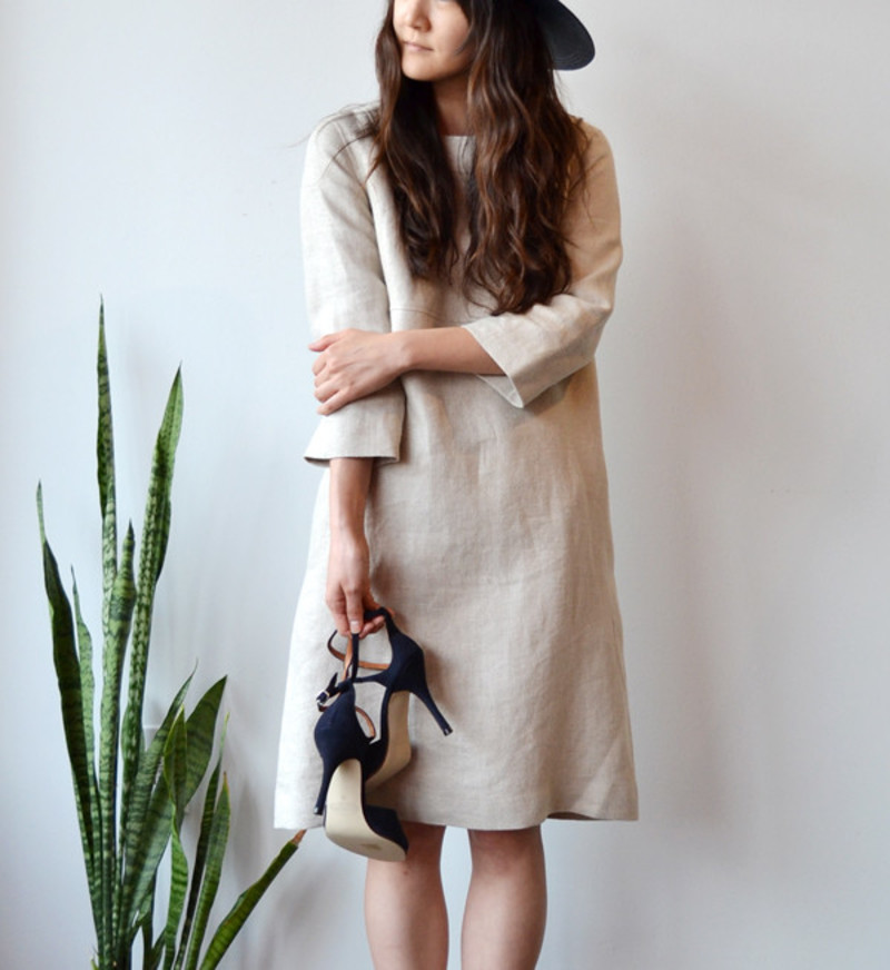 ワンピース A.P.C. Woman Dress Beige COHECF35151 BAA A.P.C. Beige Baba Dress | Garmentory