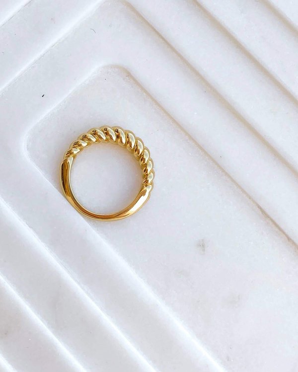 Mod + Jo Gigi Croissant Ring - 14K Gold Vermeil Mod + Jo Gigi Croissant Ring - 14K Gold Vermeil