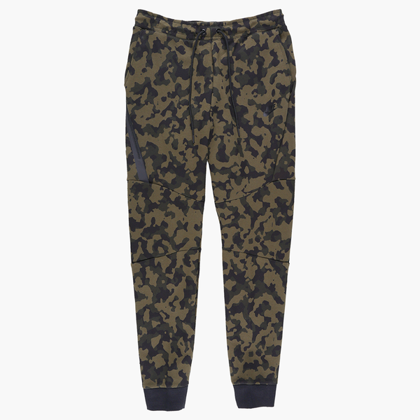 nike tech camo pants