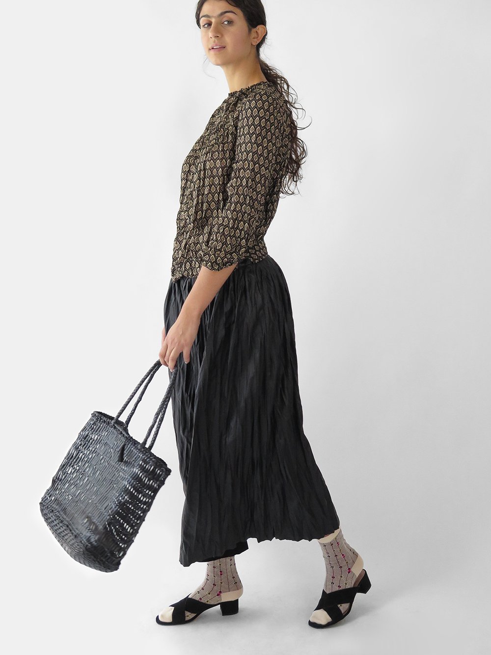 dragon diffusion dora tote - black | Garmentory