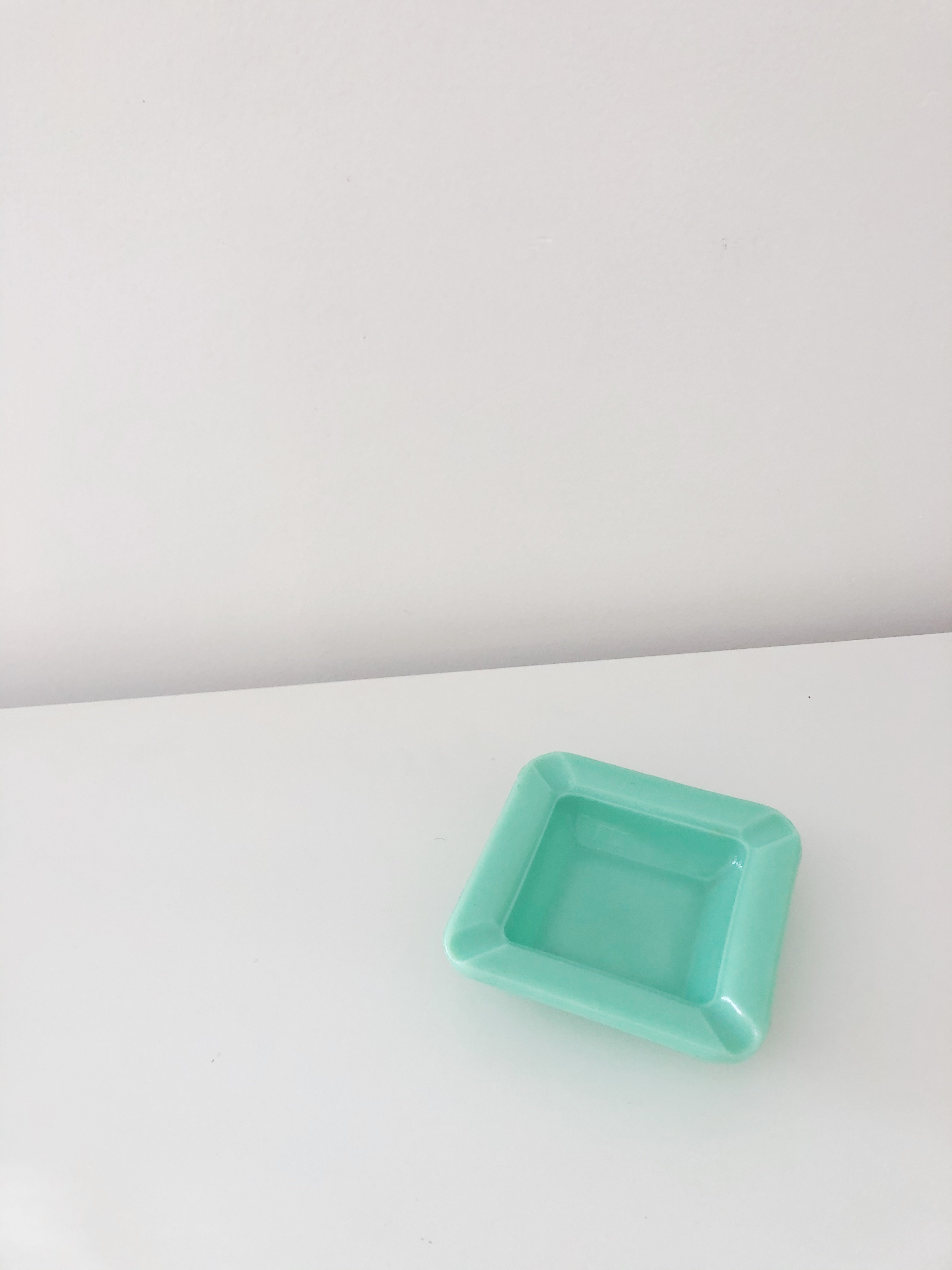 Vintage MIDCENTURY JADEITE ASHTRAY Garmentory