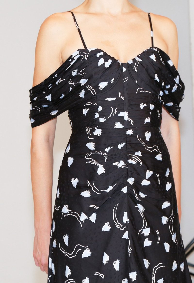 SELF PORTRAIT - ❤️ •正規品Selfportrait2020新作新品　黒カットソー　綺麗 Self-Portrait Abstract Geo Print Off Shoulder Dress - GEO