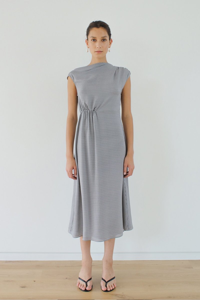 LOCLAIRE Pipi Dress - Daisy