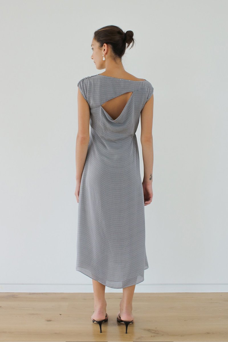 LOCLAIRE Pipi Dress - Daisy