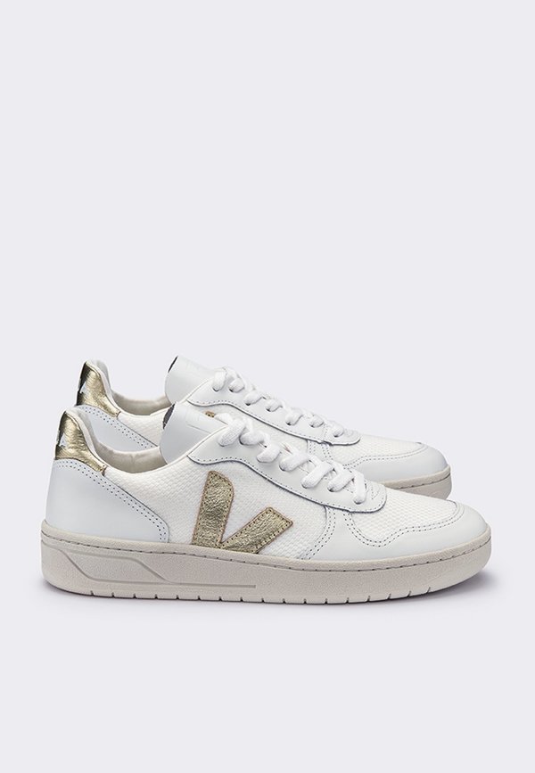 veja v10 gold